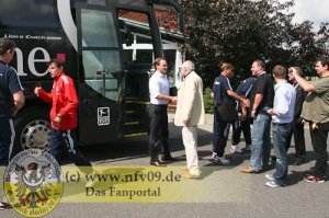 nfv09-fcbayern-muenchen-ankunft-105
