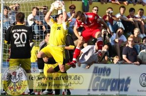 Marco P�schmann vor Ivica Olic